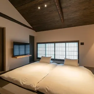 Apartment Hinaya Gojo 